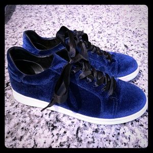 Sam Edelman Marlow Blue Velvet Sneaker 8.5